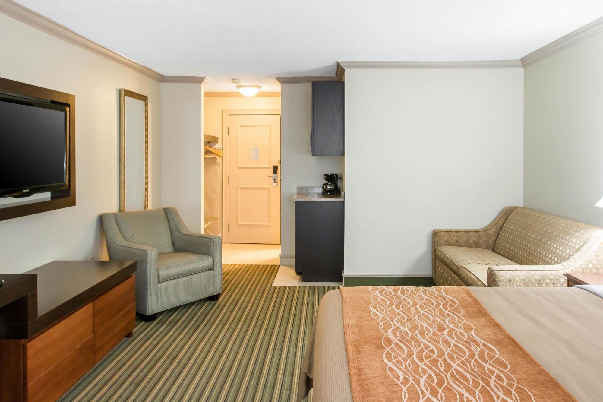 Comfort Inn Plainwell Exterior foto